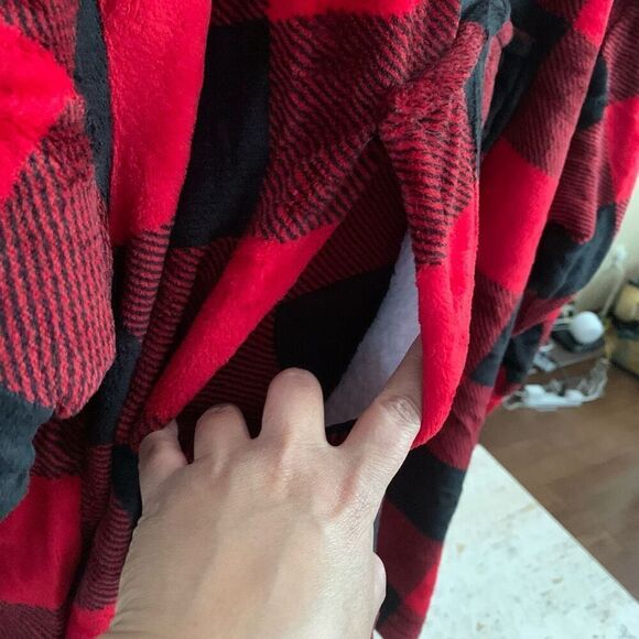 Unisex Buffalo plaid huggle one size fits most plush blanket hoodie - Picture 5 of 15